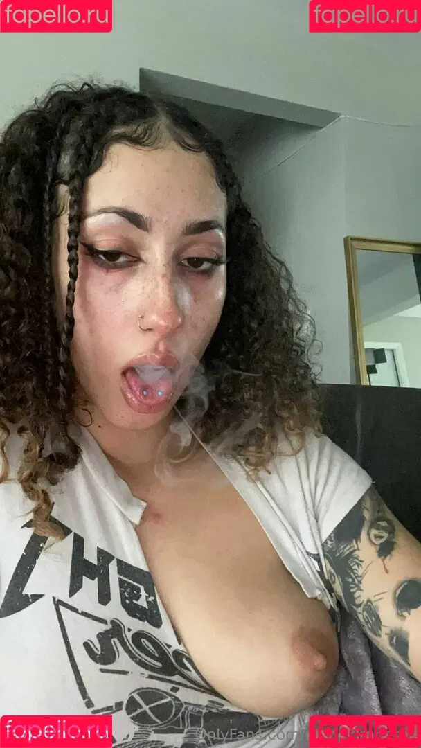 Kira Perez Onlyfans Photo Gallery 