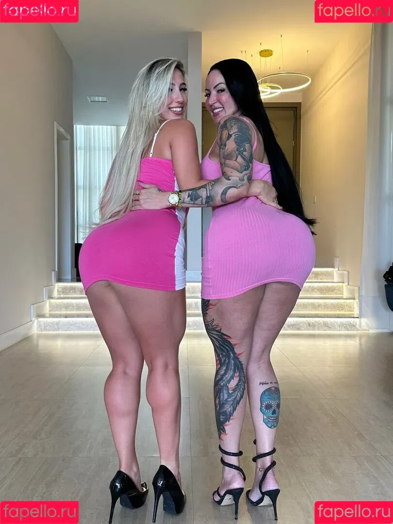 Isadora Vale Dezoitou Onlyfans Photo Gallery 