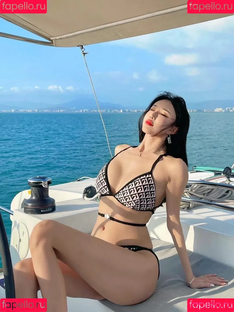 Dana Meng Onlyfans Photo Gallery 
