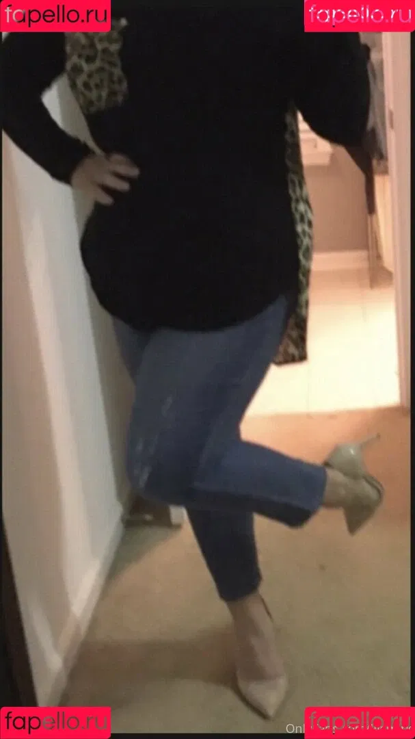 lilsmirk Onlyfans Photo Gallery 