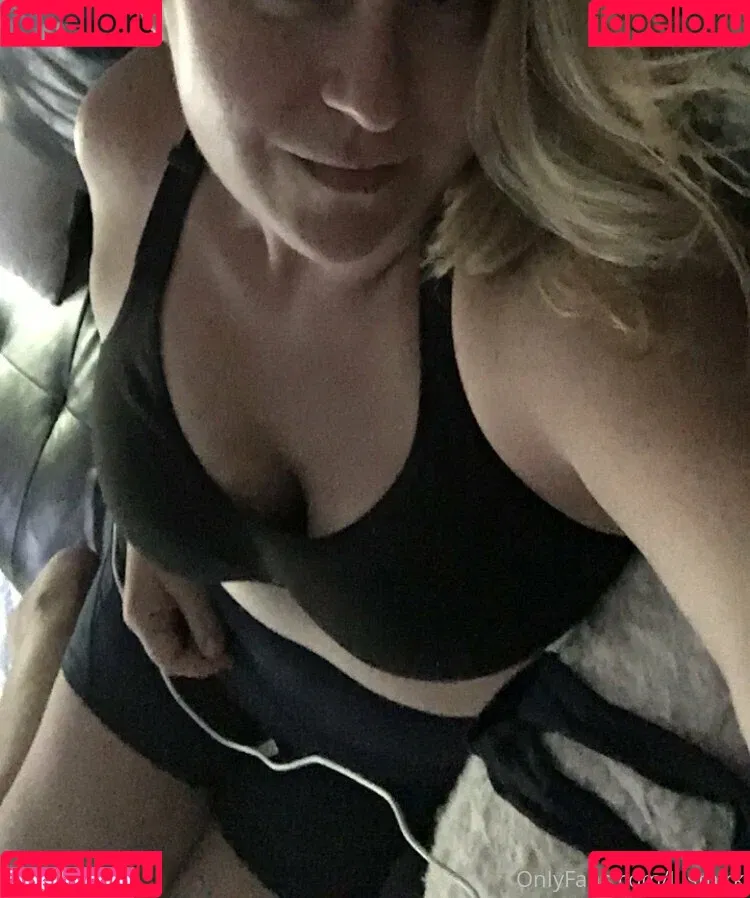 lilsmirk Onlyfans Photo Gallery 