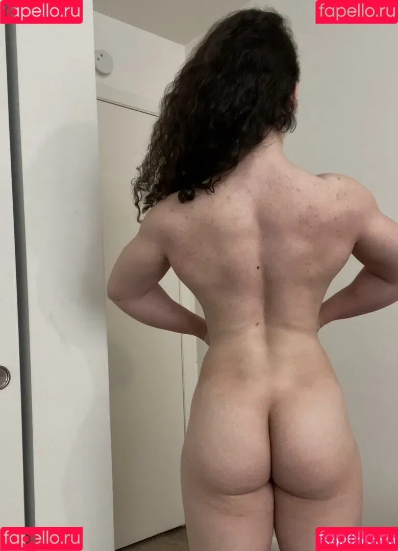 Curly Exotic Onlyfans Photo Gallery 