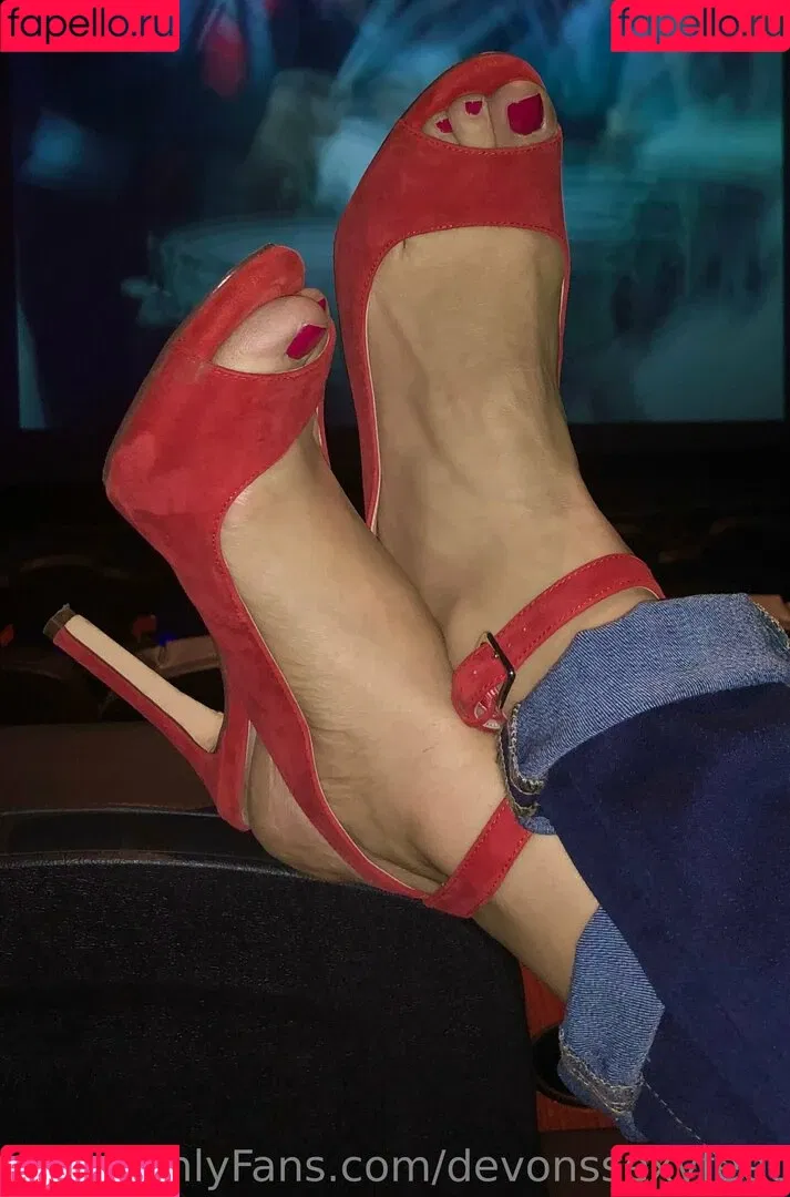 devonssexyfeet Onlyfans Photo Gallery 