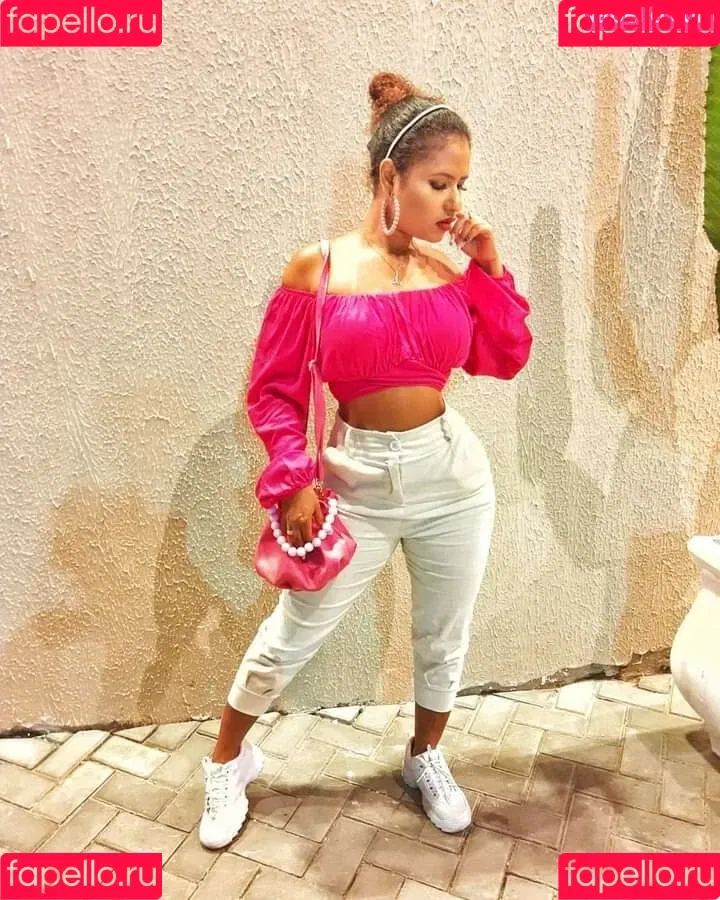 Mykaele Maylane Onlyfans Photo Gallery 