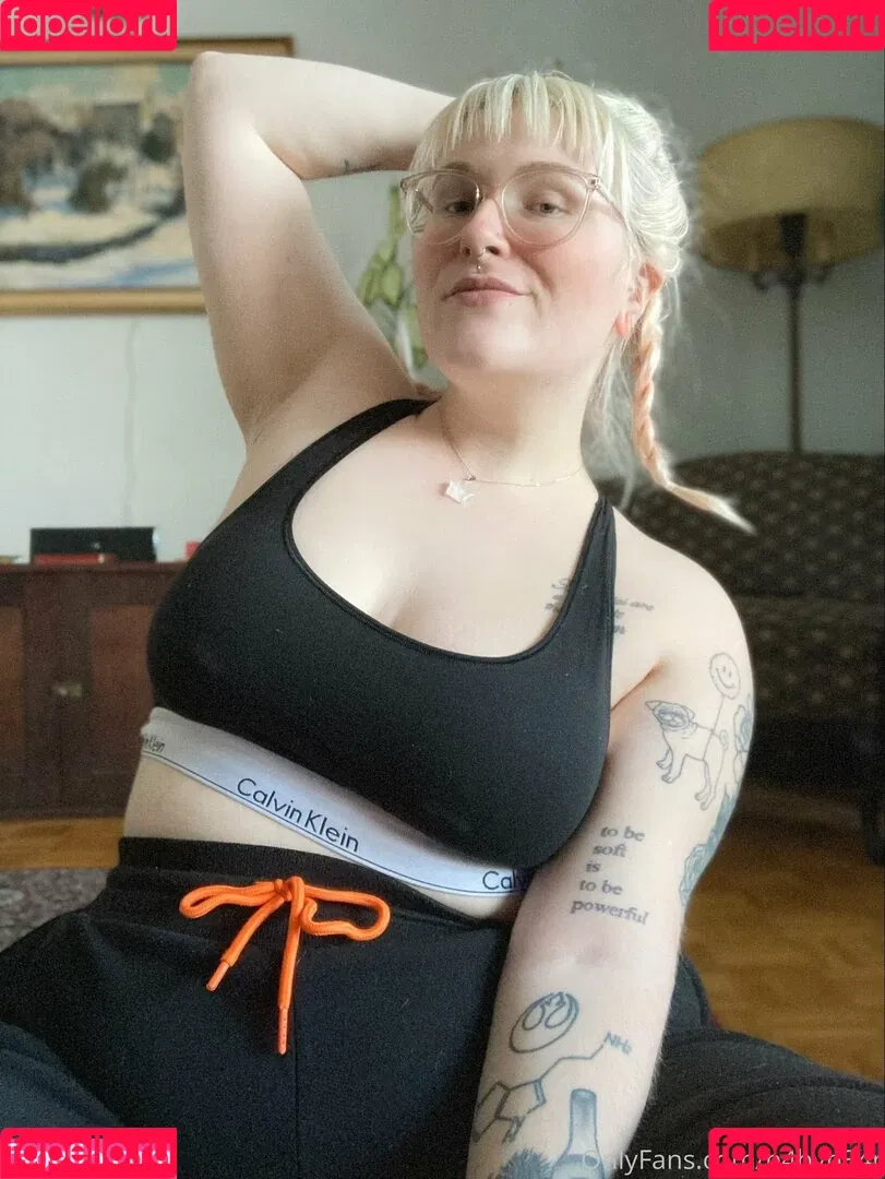 prxncesspeche Onlyfans Photo Gallery 