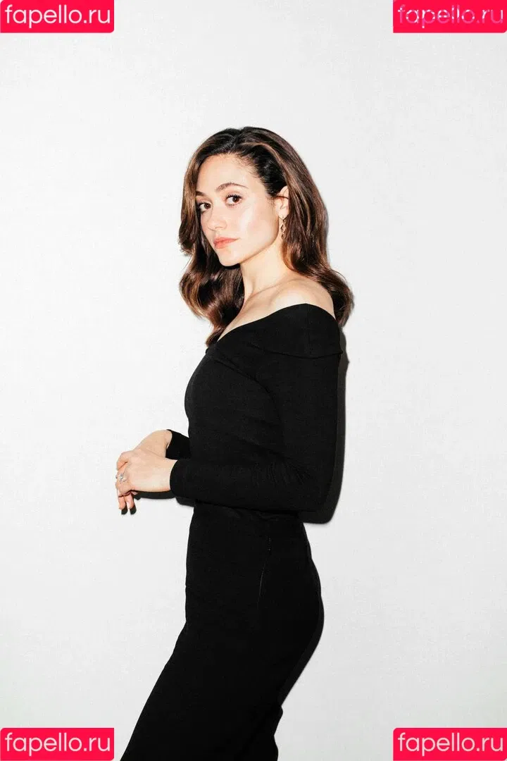 Emmy Rossum Onlyfans Photo Gallery 