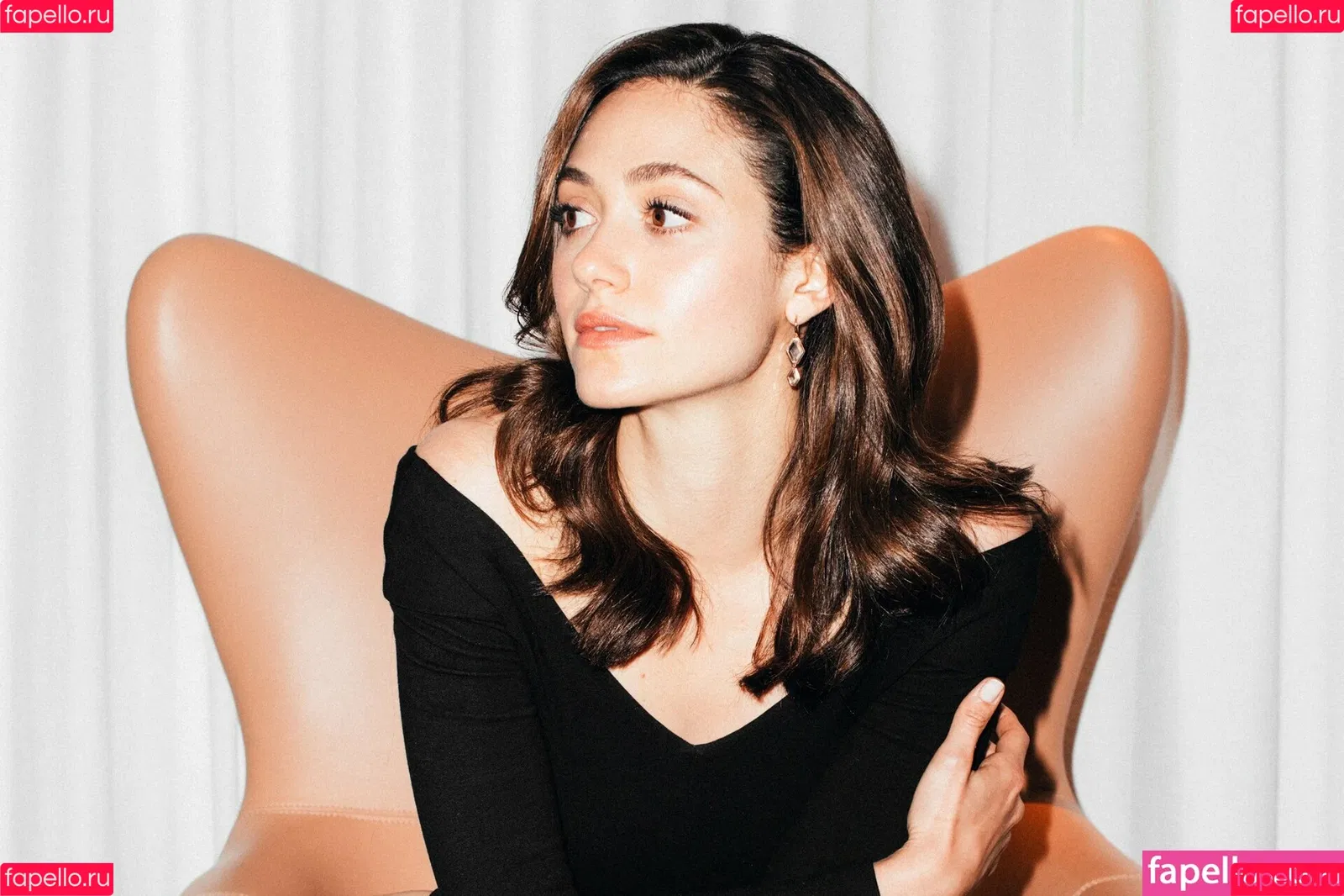 Emmy Rossum Onlyfans Photo Gallery 