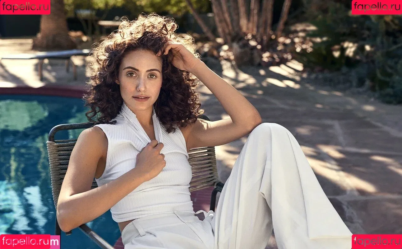 Emmy Rossum Onlyfans Photo Gallery 