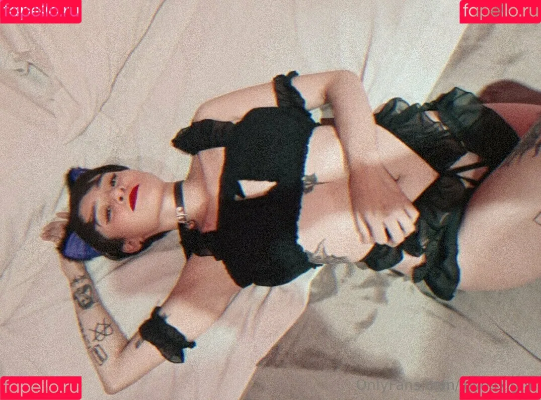 loveaxlgnr Onlyfans Photo Gallery 