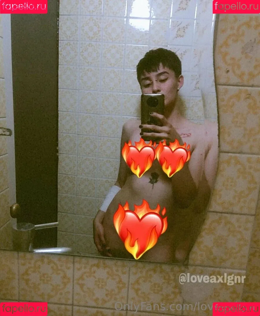 loveaxlgnr Onlyfans Photo Gallery 
