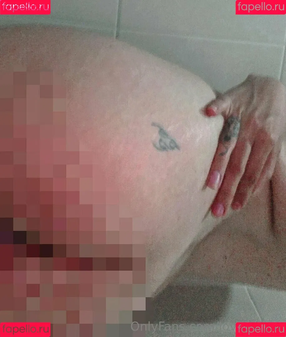 loveaxlgnr Onlyfans Photo Gallery 