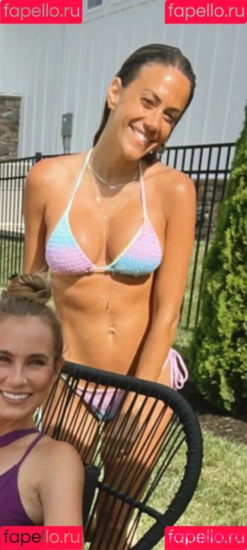 Jana Kramer Onlyfans Photo Gallery 