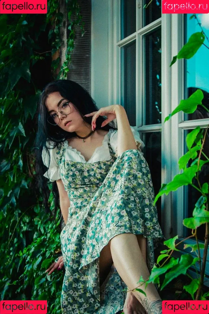 youkaichan Onlyfans Photo Gallery 