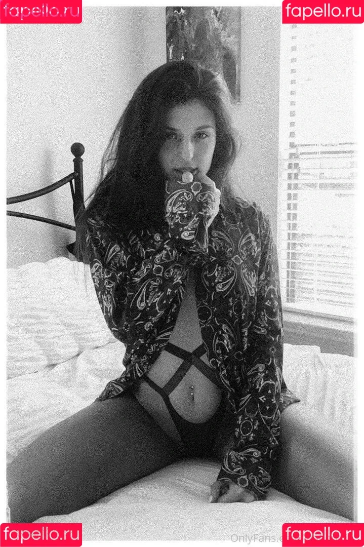 leahgotti Onlyfans Photo Gallery 