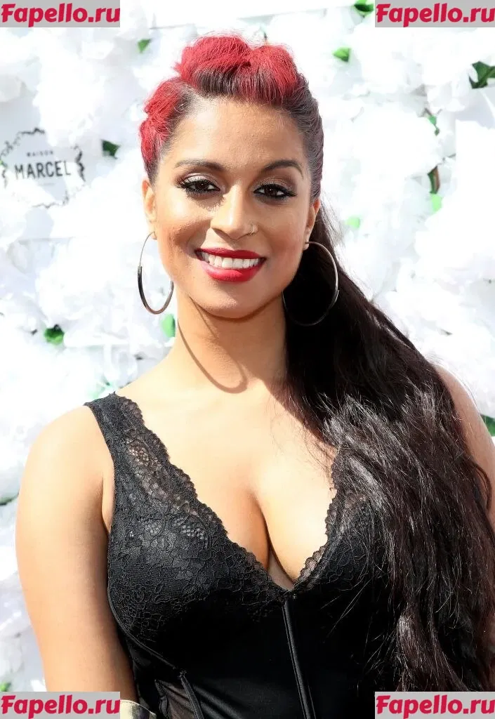 Lilly Singh Onlyfans Photo Gallery 