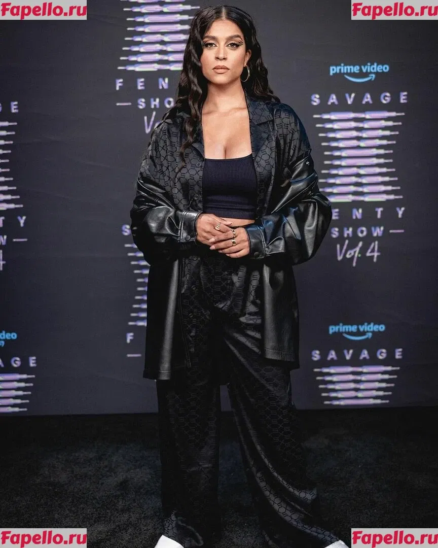 Lilly Singh Onlyfans Photo Gallery 