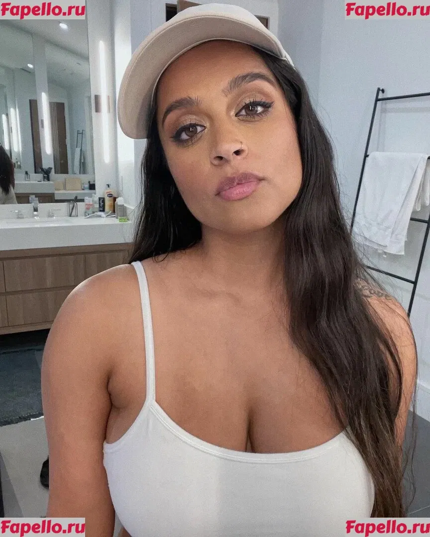 Lilly Singh Onlyfans Photo Gallery 