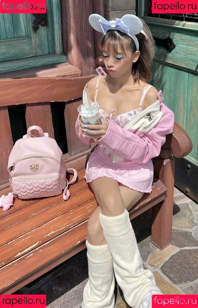 Eeeveenara Onlyfans Photo Gallery 