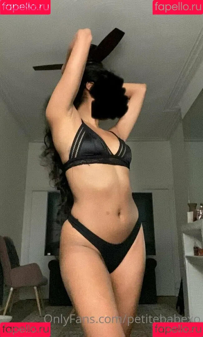 petitebabexo Onlyfans Photo Gallery 