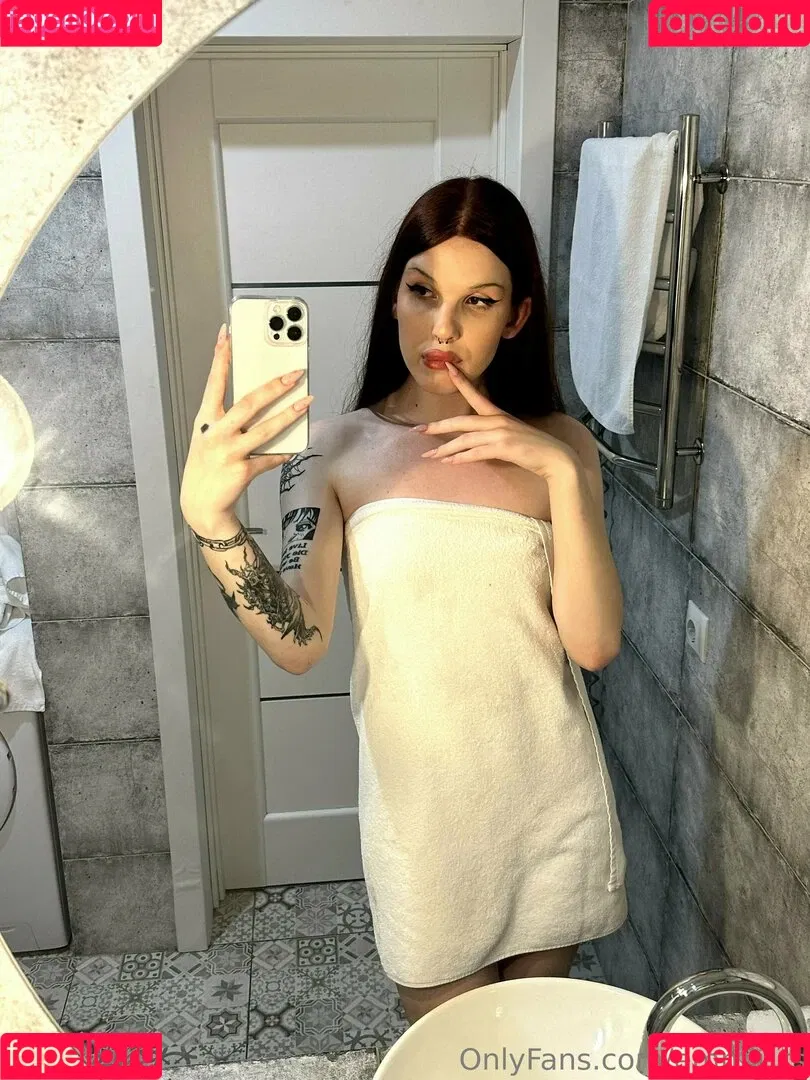 emmii_ts Onlyfans Photo Gallery 