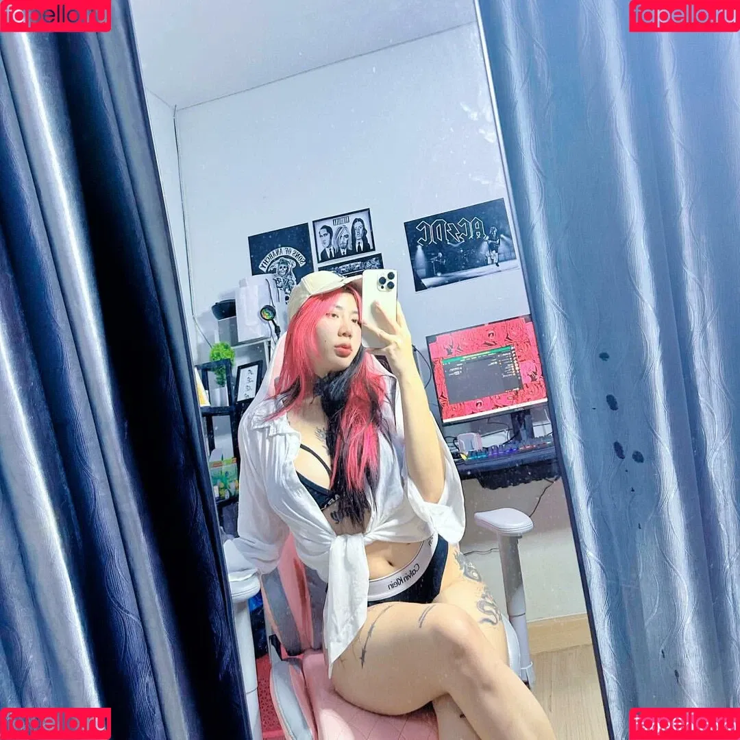 ellekampong Onlyfans Photo Gallery 