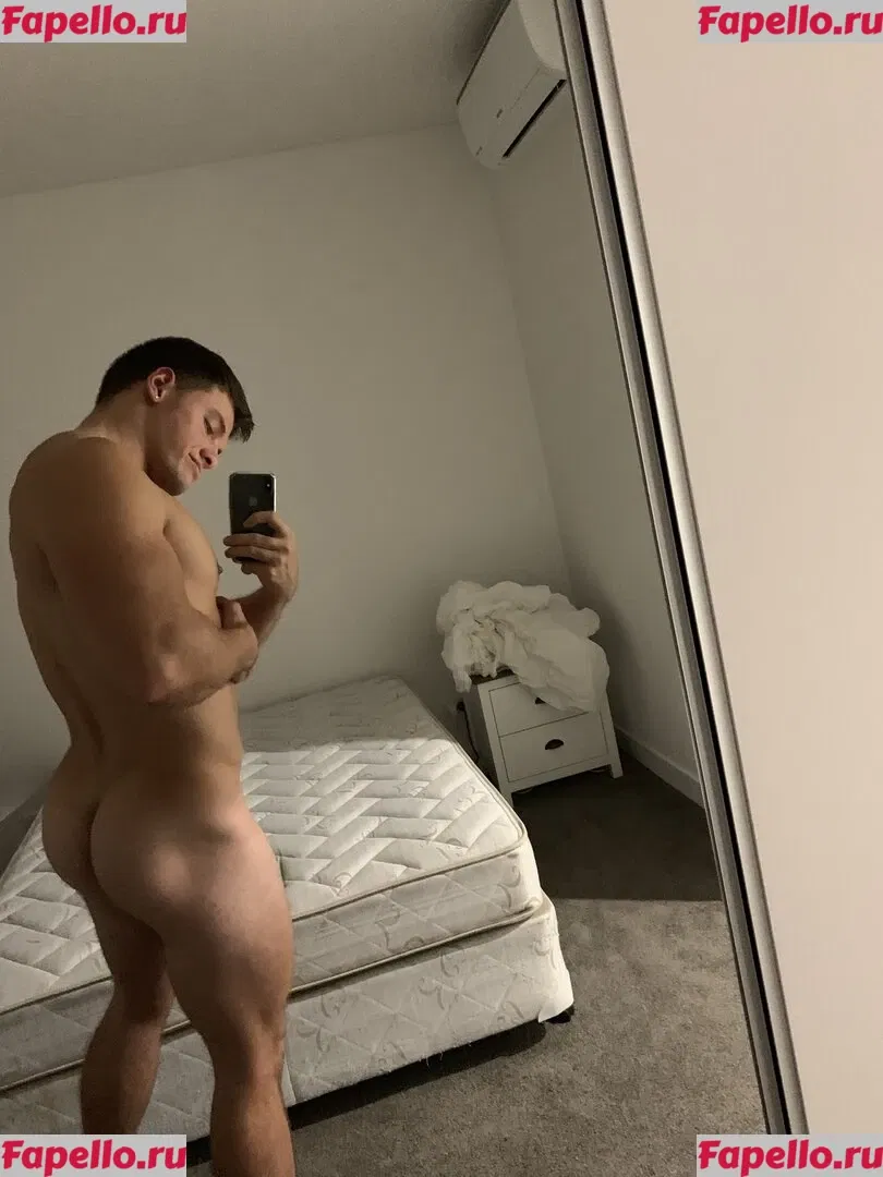 maxsmall Onlyfans Photo Gallery 