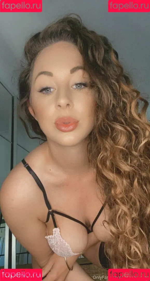 daniella-rose Onlyfans Photo Gallery 