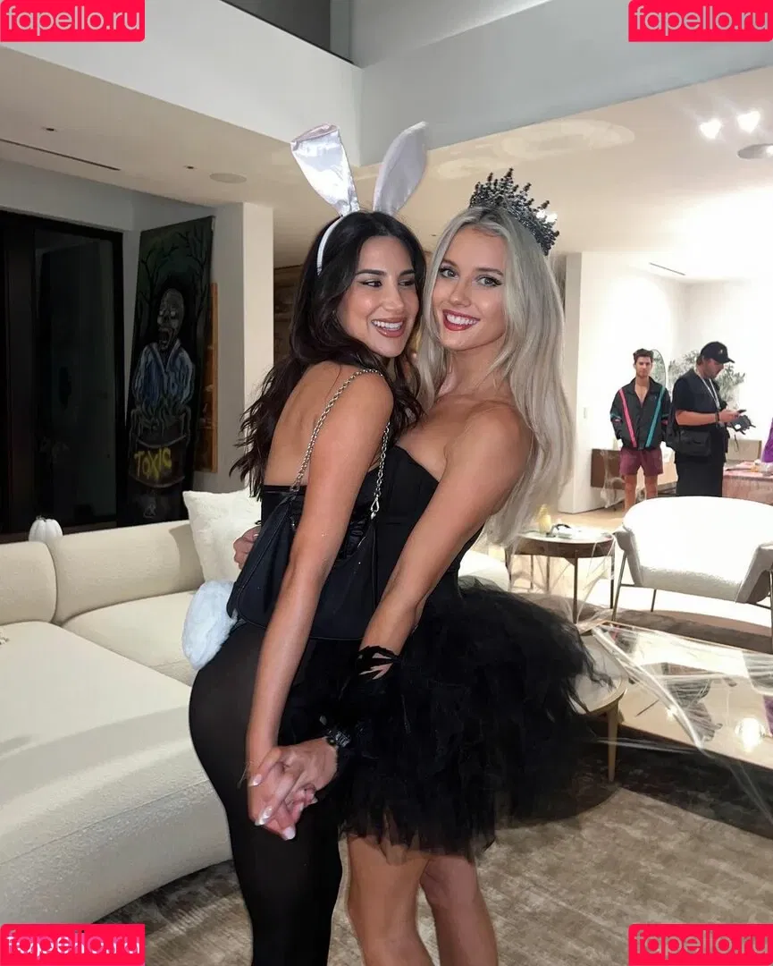 Lindsay Brewer Onlyfans Photo Gallery 