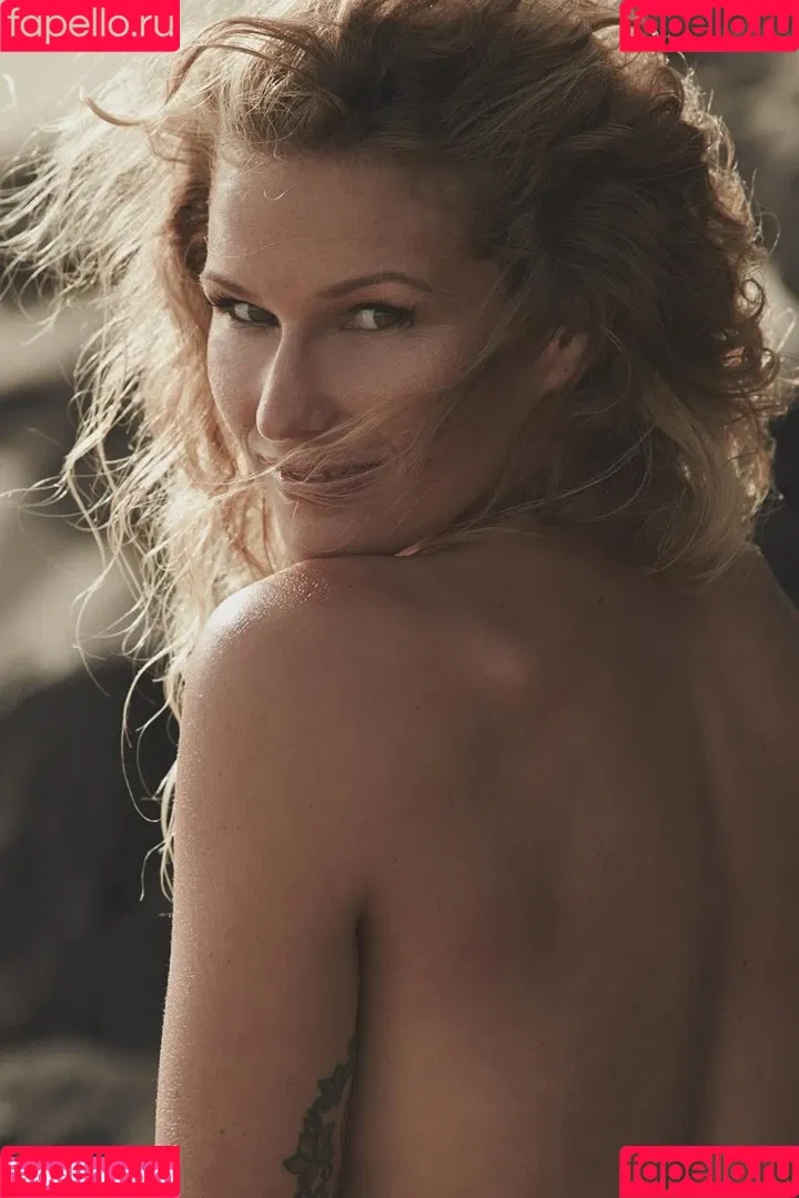 Janni Hönscheid Onlyfans Photo Gallery 