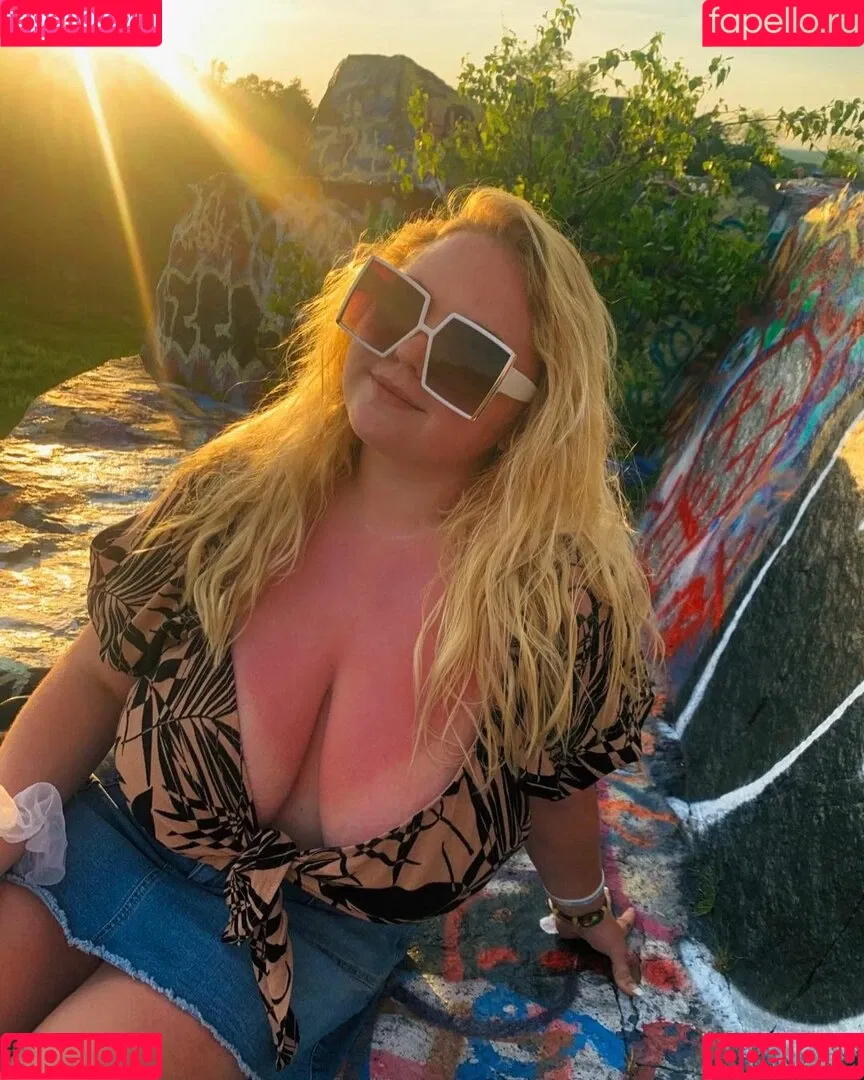 Amberly Onlyfans Photo Gallery 
