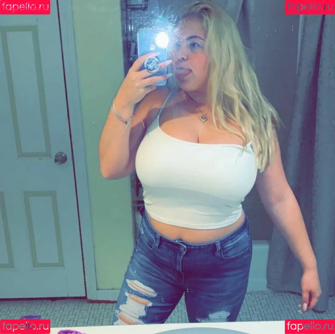 Amberly Onlyfans Photo Gallery 