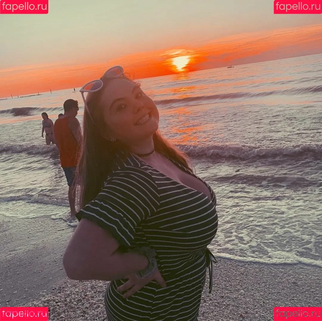 Amberly Onlyfans Photo Gallery 