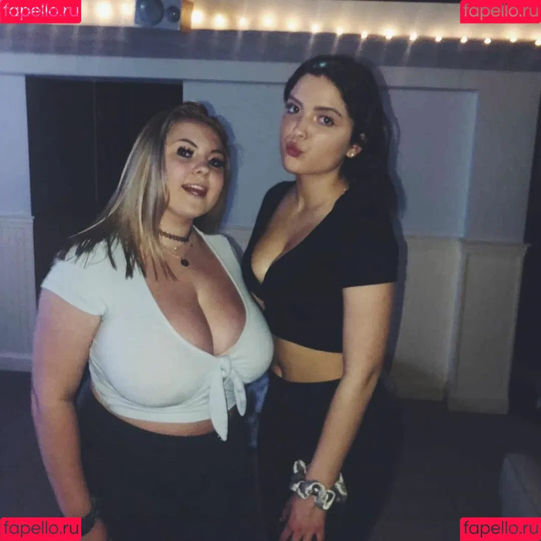 Amberly Onlyfans Photo Gallery 