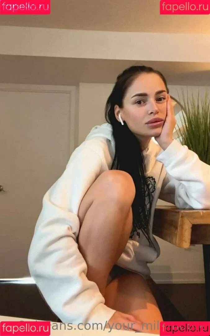 your_milamoore Onlyfans Photo Gallery 