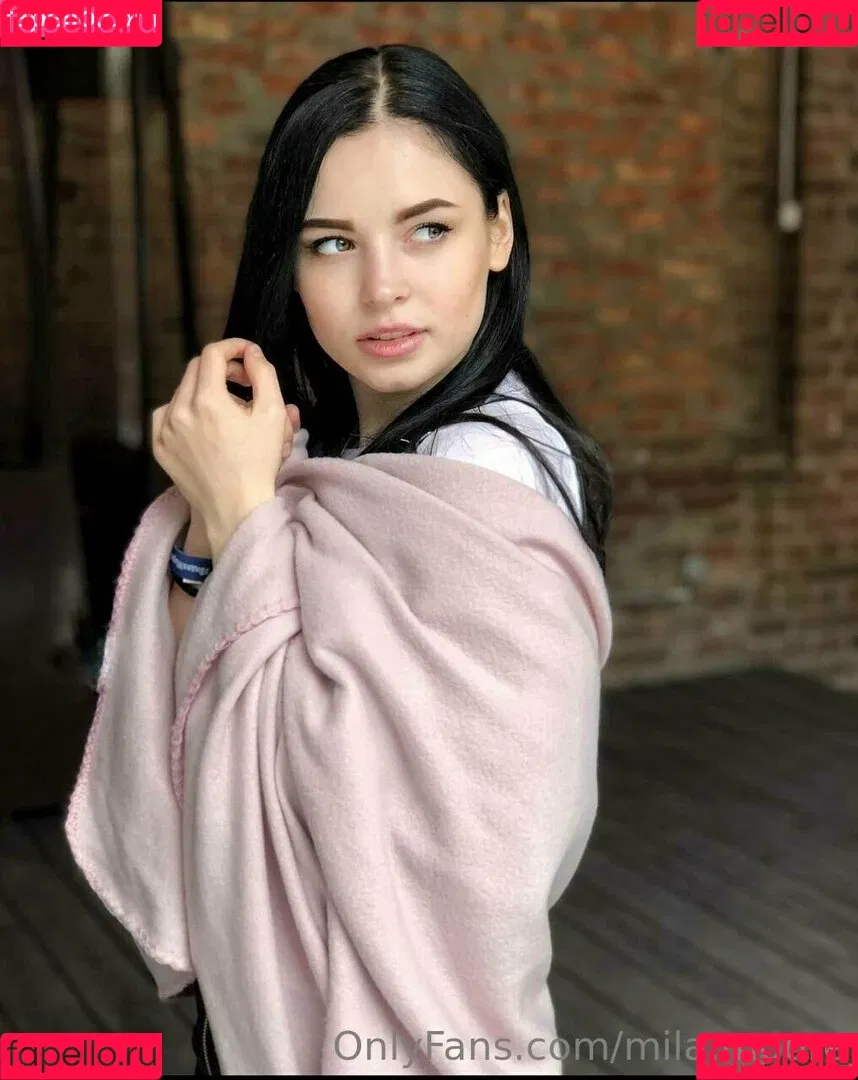 your_milamoore Onlyfans Photo Gallery 