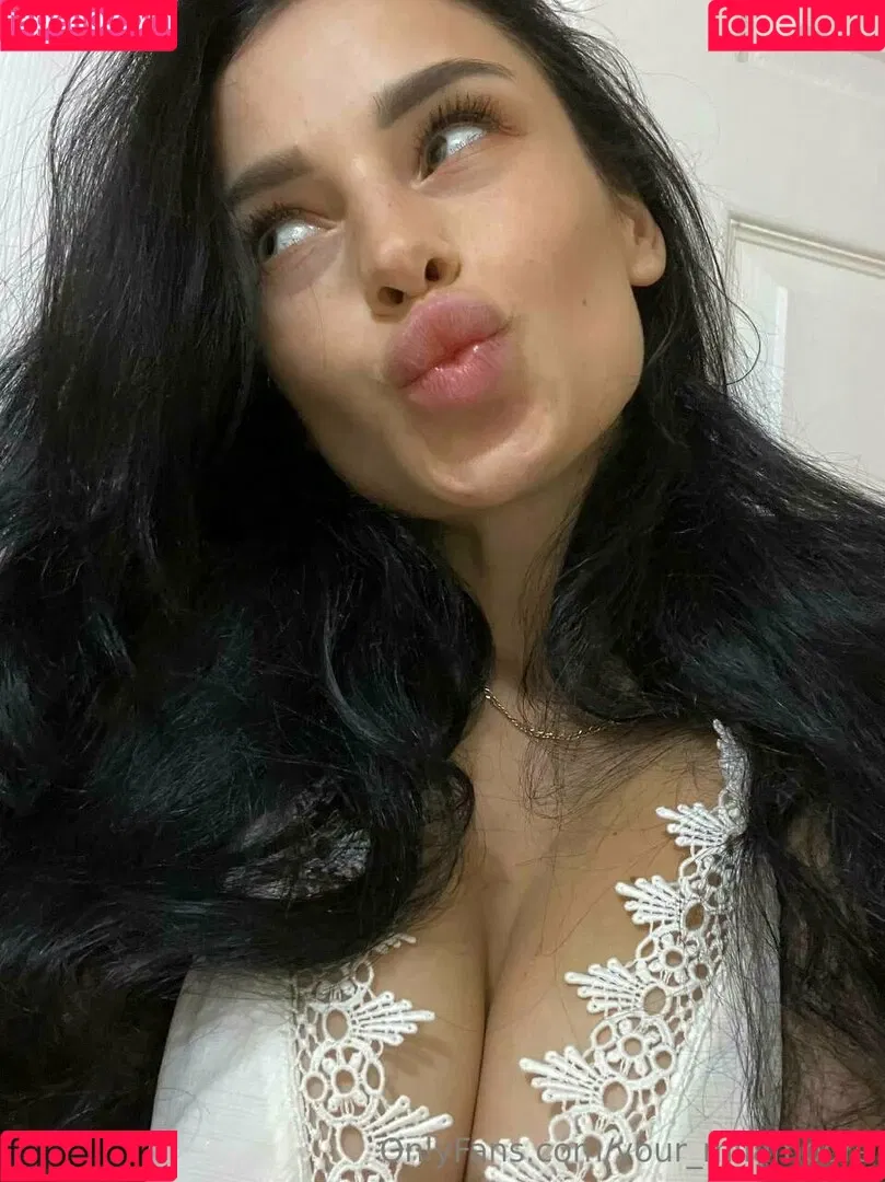 your_milamoore Onlyfans Photo Gallery 