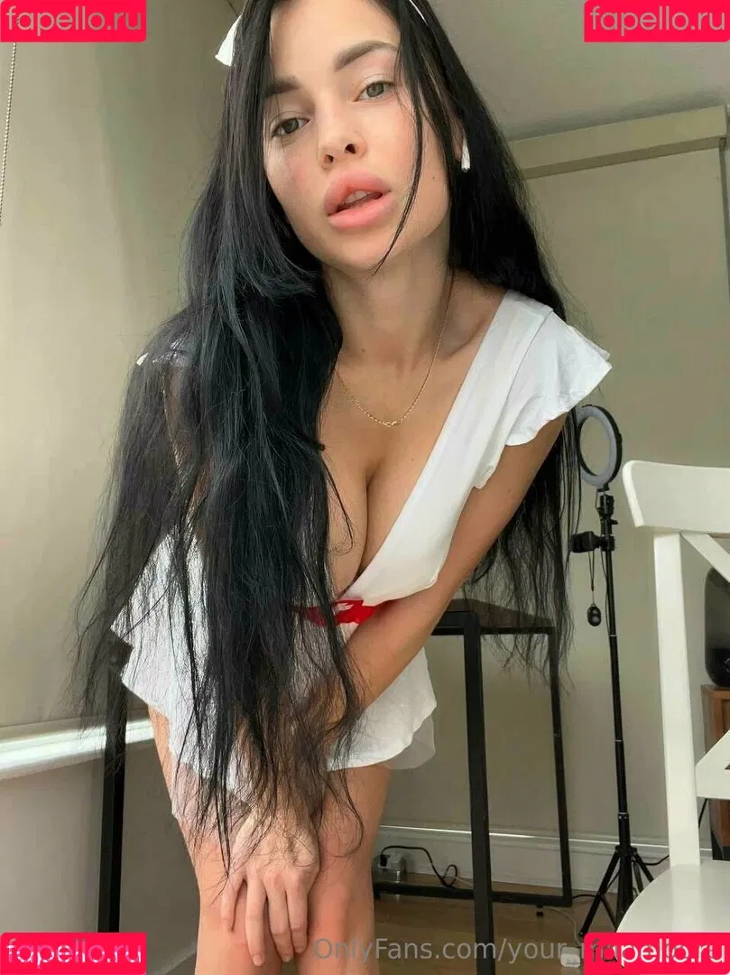 your_milamoore Onlyfans Photo Gallery 