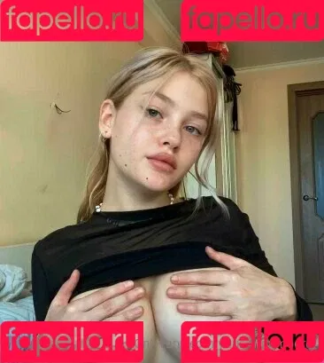 your_milamoore Onlyfans Photo Gallery 