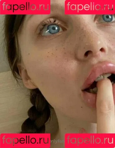 your_milamoore Onlyfans Photo Gallery 