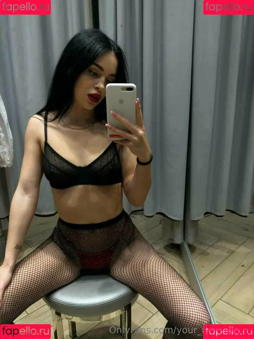 your_milamoore Onlyfans Photo Gallery 