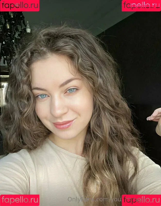 your_milamoore Onlyfans Photo Gallery 