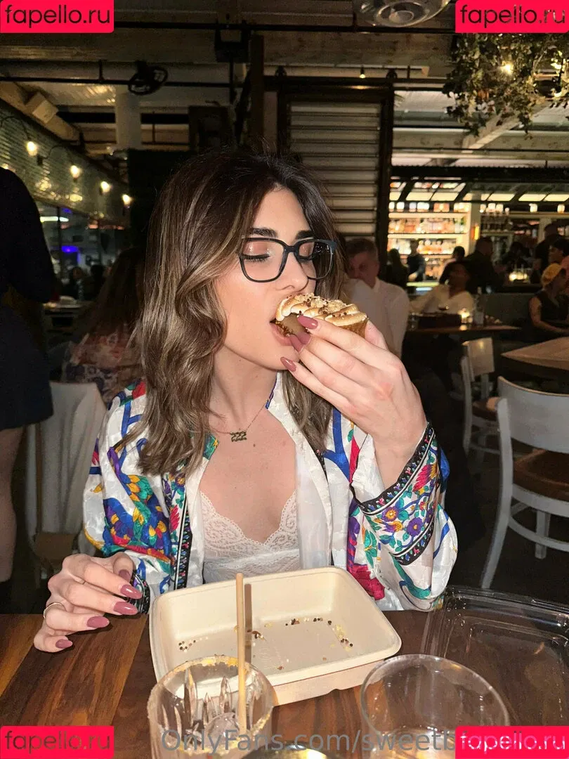 sweetbutsavvy Onlyfans Photo Gallery 