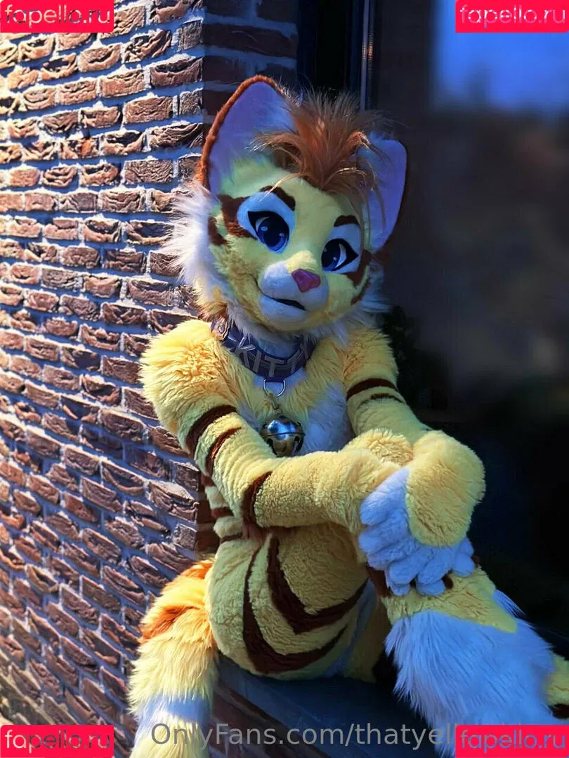 thatyellowkitty Onlyfans Photo Gallery 