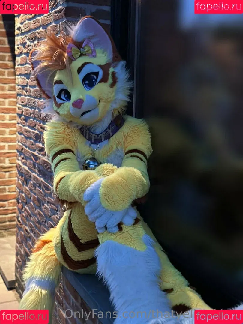 thatyellowkitty Onlyfans Photo Gallery 