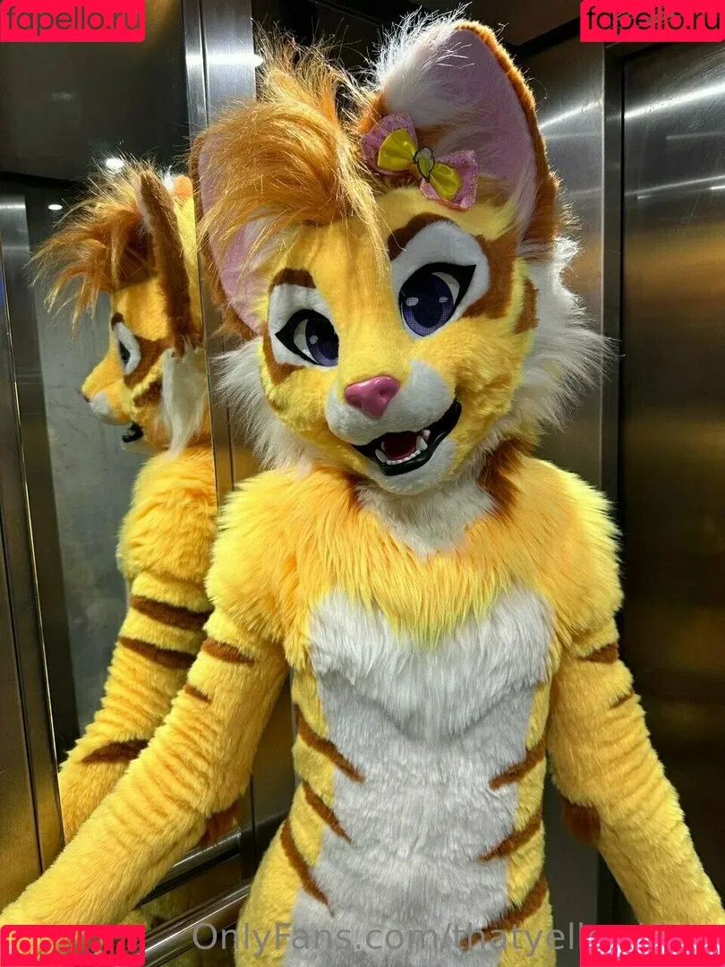 thatyellowkitty Onlyfans Photo Gallery 