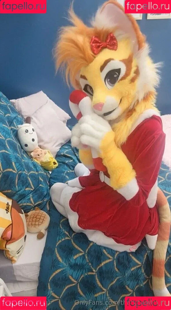thatyellowkitty Onlyfans Photo Gallery 