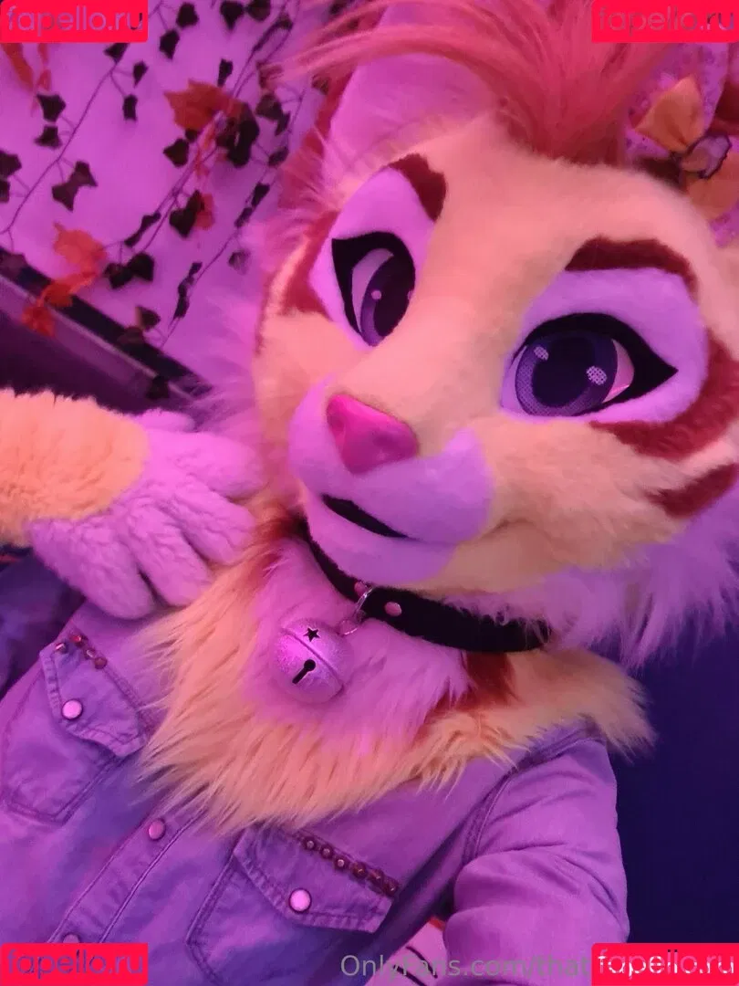 thatyellowkitty Onlyfans Photo Gallery 