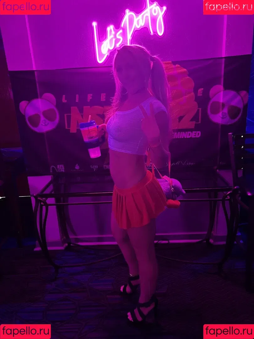 Erika Swingz Onlyfans Photo Gallery 