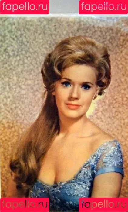 Connie Stevens Onlyfans Photo Gallery 