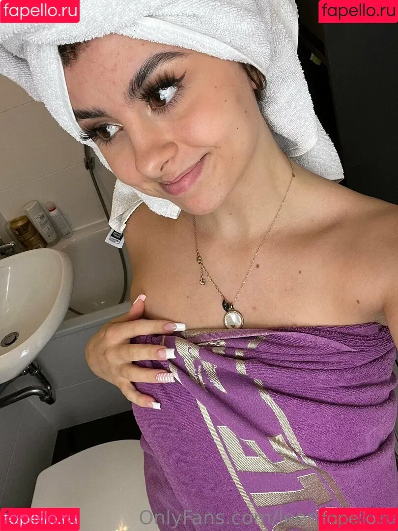 leenathecutest Onlyfans Photo Gallery 